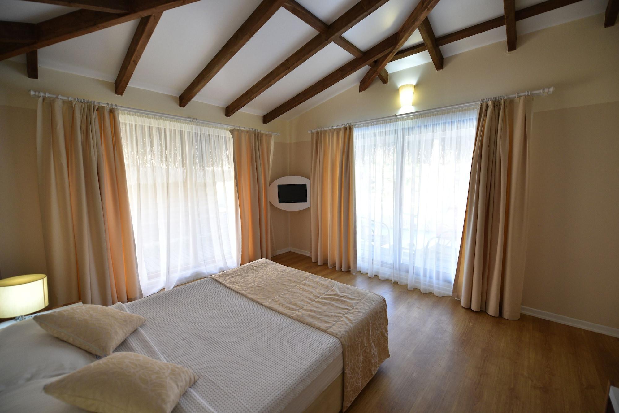 Sahra Su Holiday Village&Spa Oludeniz Bagian luar foto