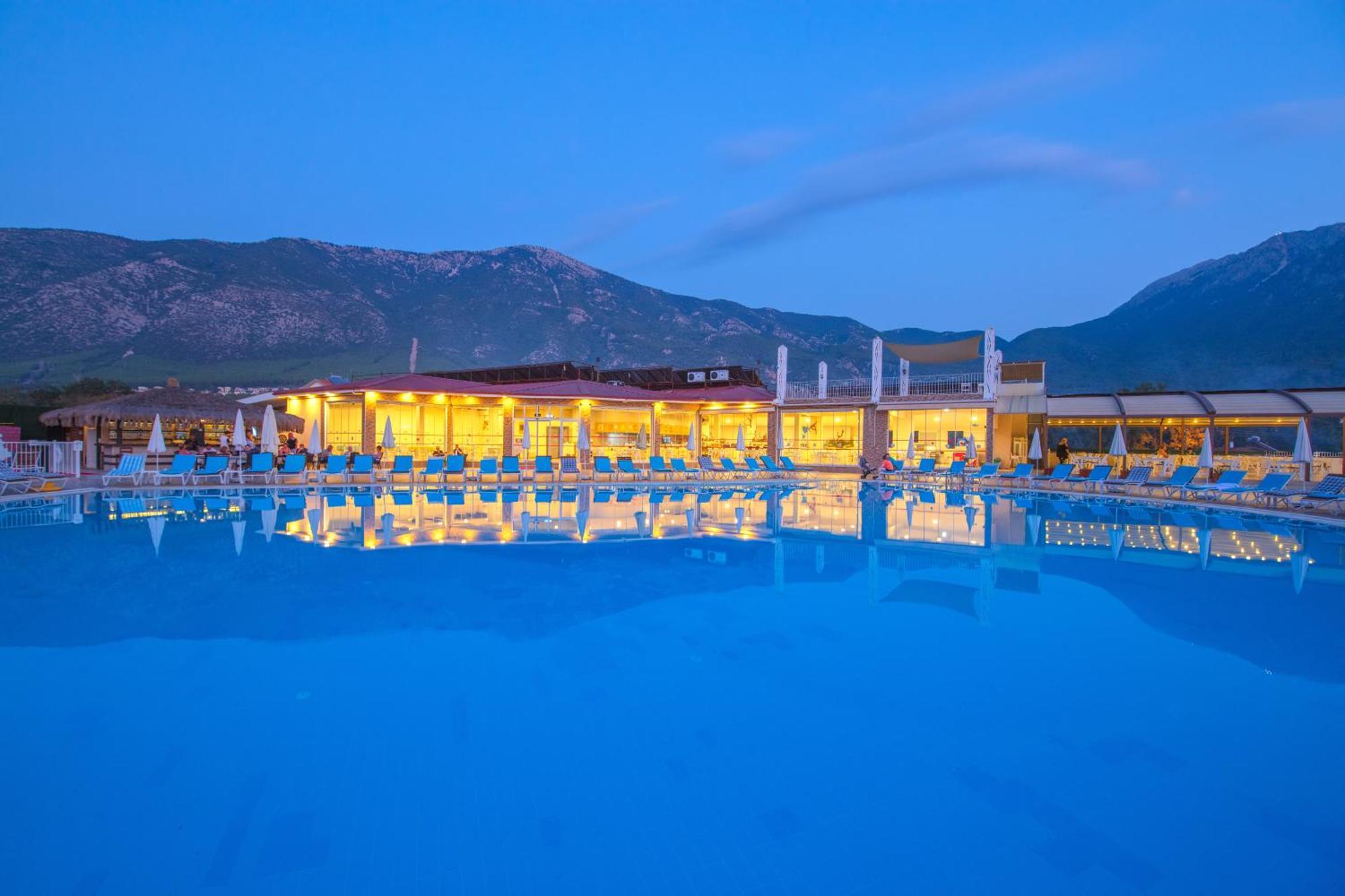 Sahra Su Holiday Village&Spa Oludeniz Bagian luar foto